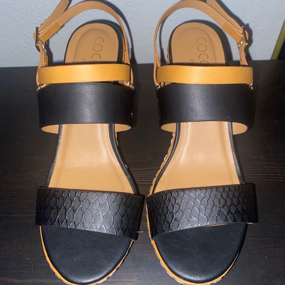 Wedge heels